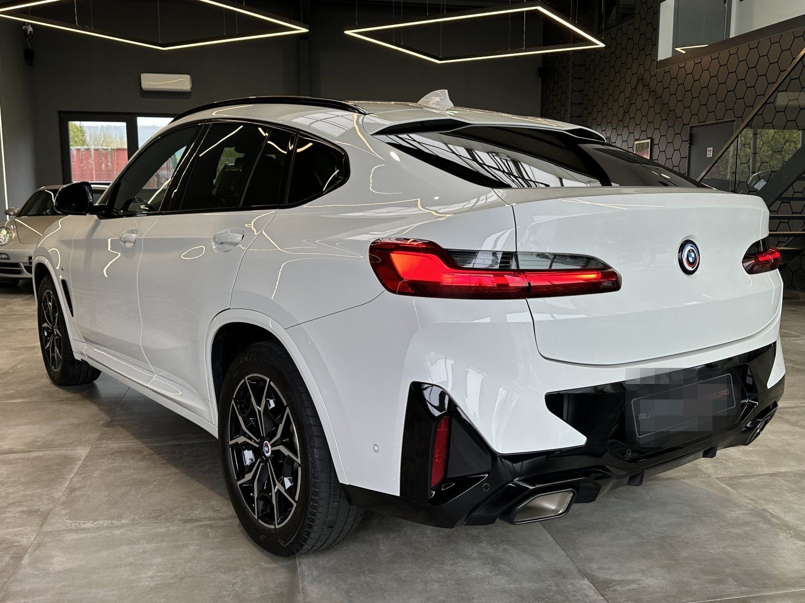 BMW X4  xDrive20i  M- Sport foto 6