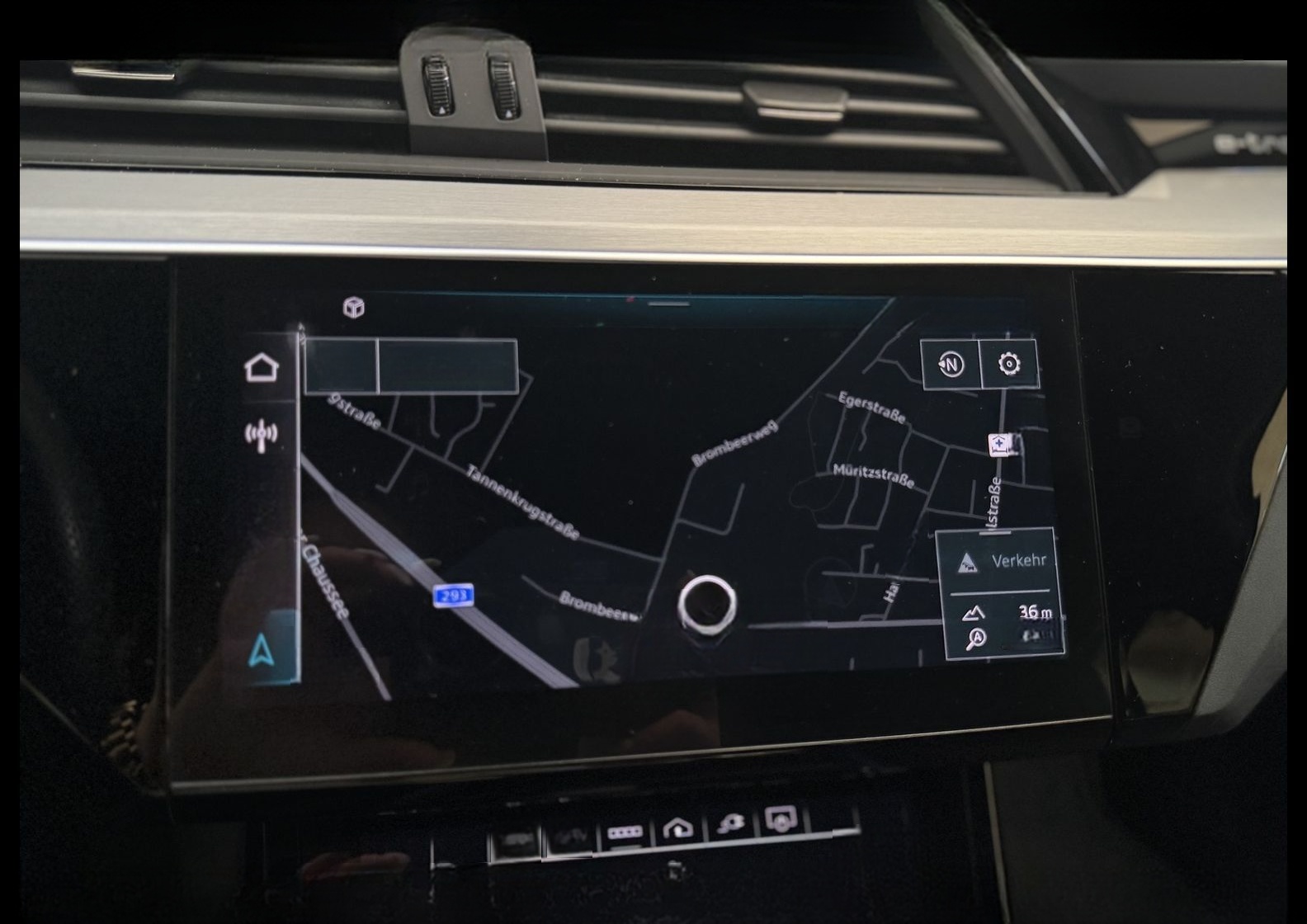 Audi e-tron 55 QU.S-Line Kamera/21/Side&Lane/ACC/Navi foto 25