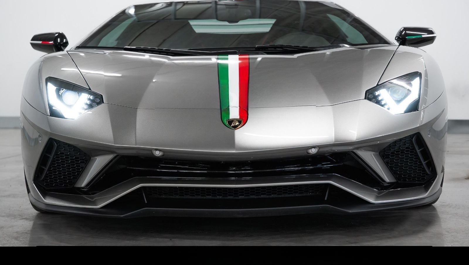 Lamborghini Aventador S Top Zustand Garantie bis 03/27 foto 2