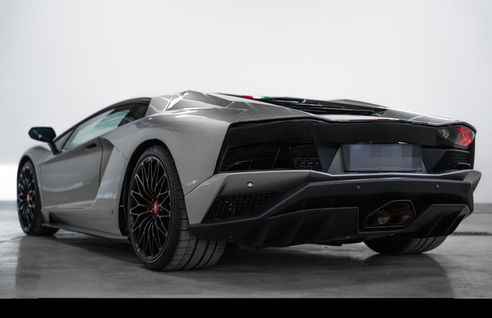 Lamborghini Aventador S Top Zustand Garantie bis 03/27 foto 7