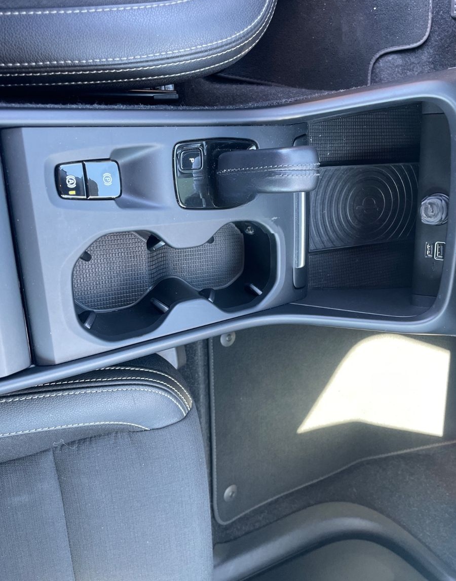 Volvo XC 40 XC40 Momentum 2WD foto 11