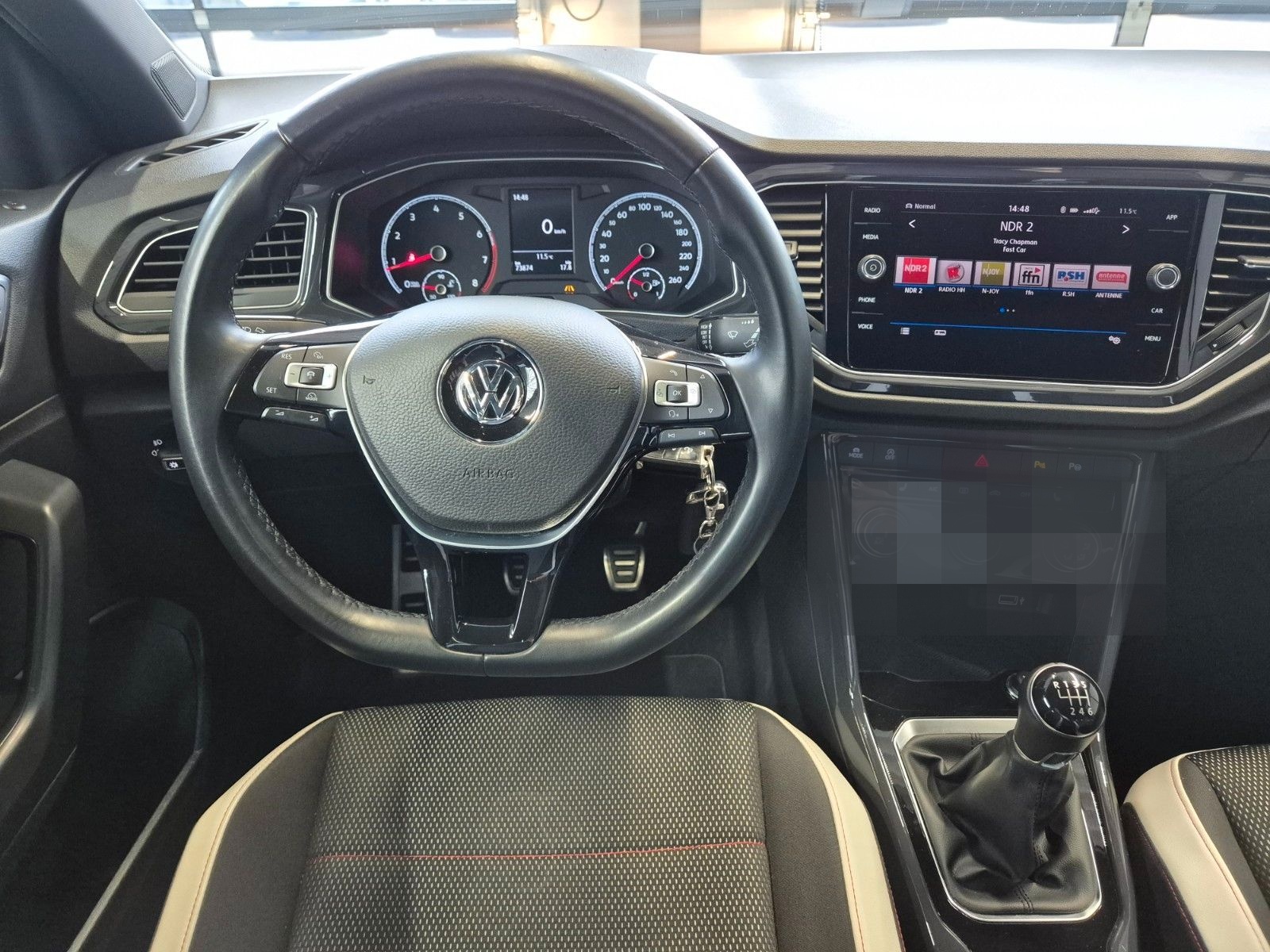 Volkswagen T-ROC 1.5 TSI SPORT SITZHZ PDC CAMERA PANO ACC foto 14