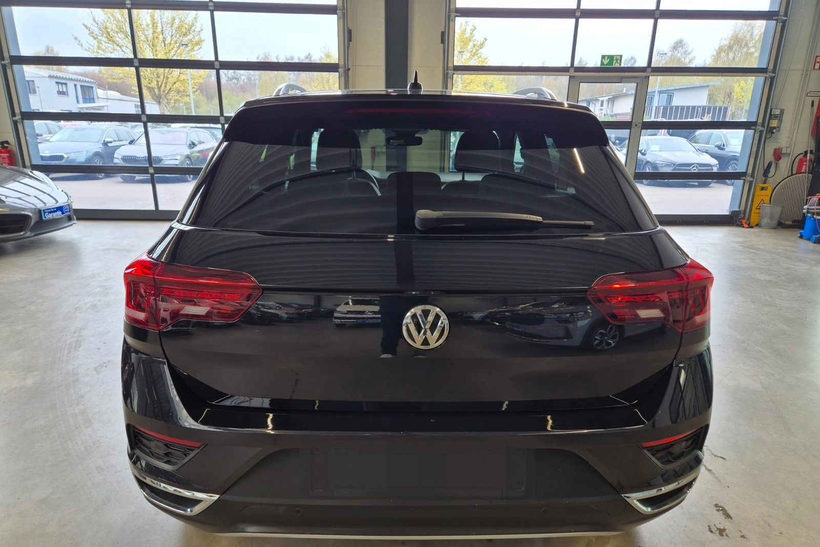 Volkswagen T-ROC 1.5 TSI SPORT SITZHZ PDC CAMERA PANO ACC foto 6