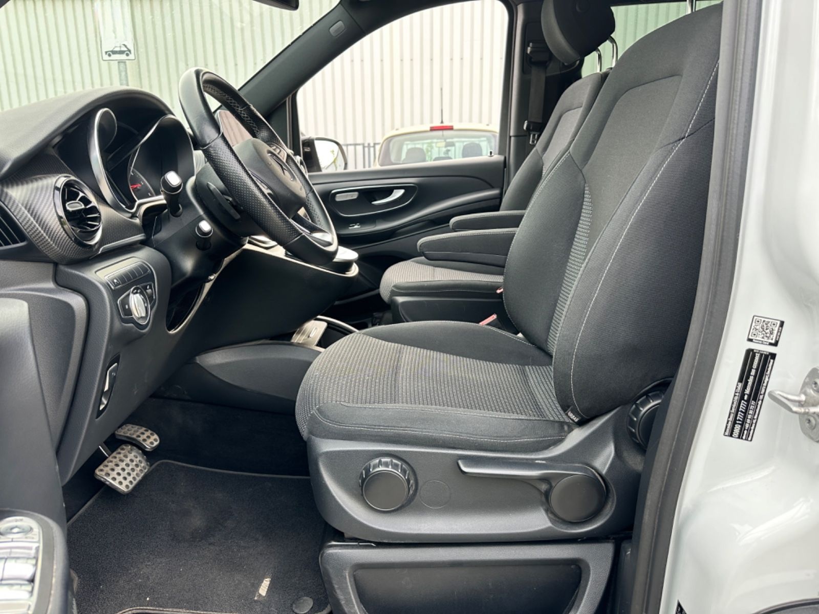 Mercedes-Benz V 220 d AMG Line lang * 6-Sitze*MBUX*Night*LED * foto 7