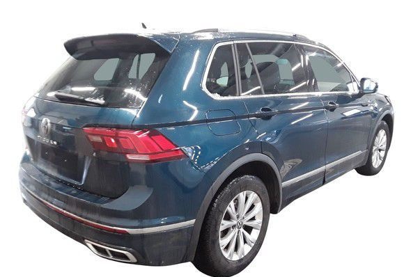 Volkswagen Tiguan 2.0 TDI DSG R-Line PANO AHK KAMERA ACC LE foto 5