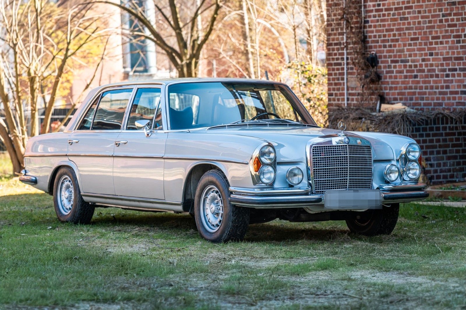 Mercedes-Benz 300 SEL 6,9 foto 2