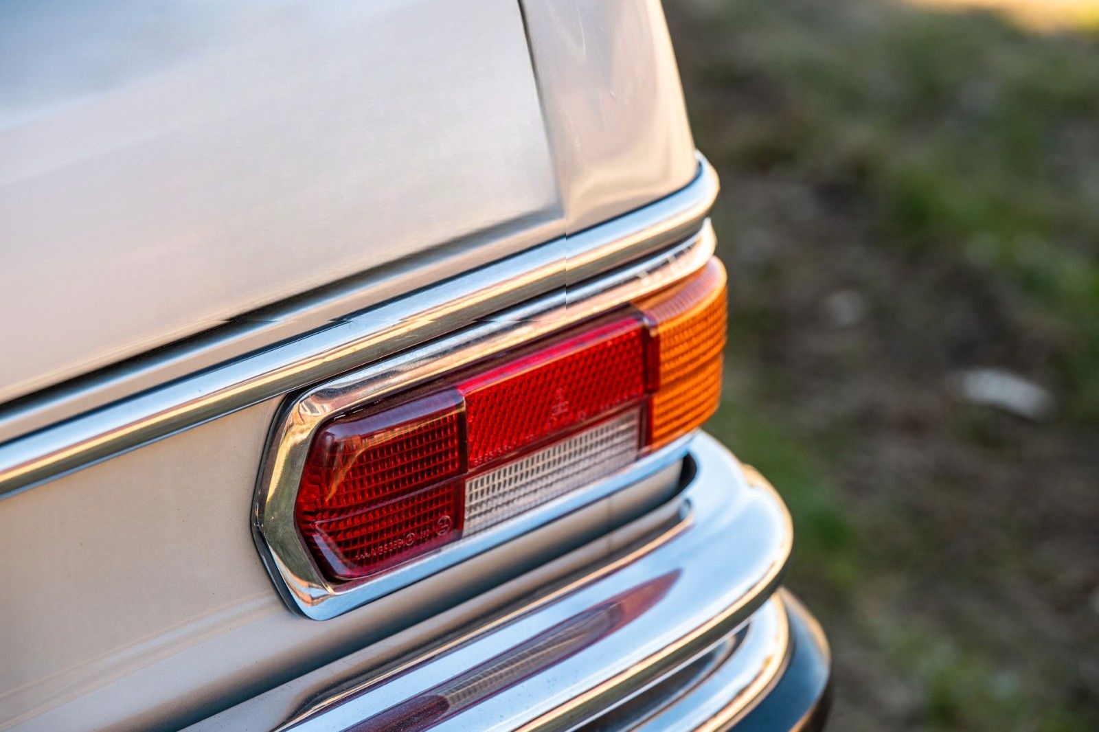 Mercedes-Benz 300 SEL 6,9 foto 20