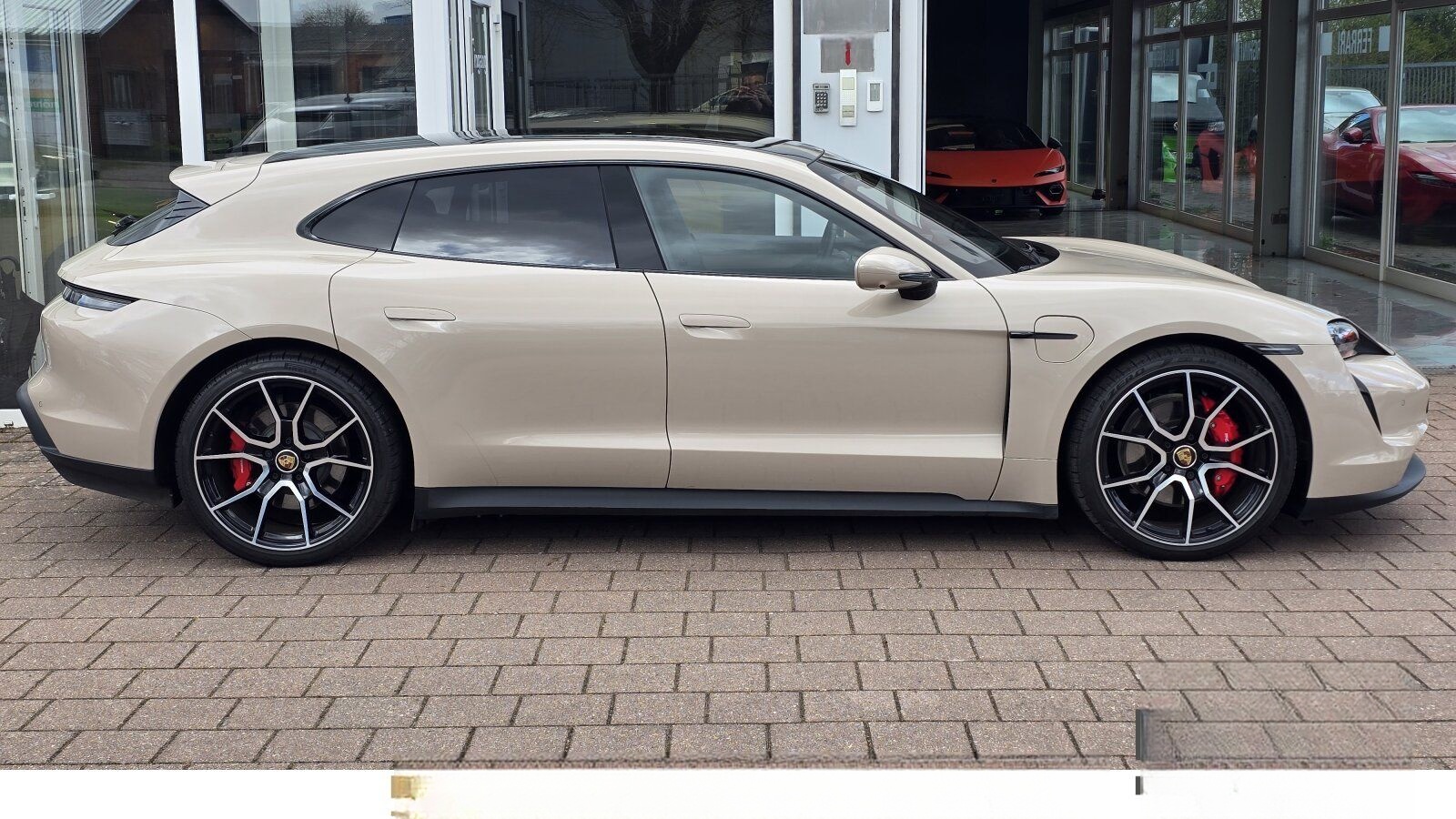 Porsche Taycan 4S Plus Sport Turismo PANO 21" ACC BOSE foto 10