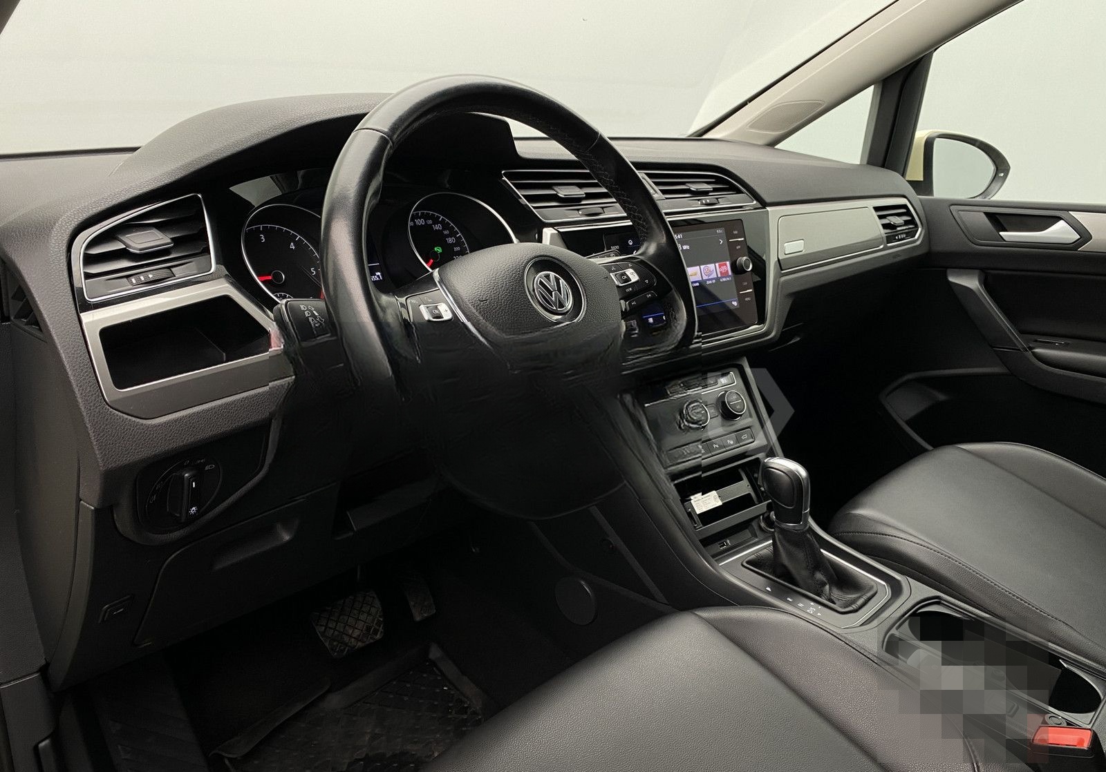 Volkswagen Touran Aut. *Taxi* 7-Sitze+Navi+Lederausst. (865 foto 18