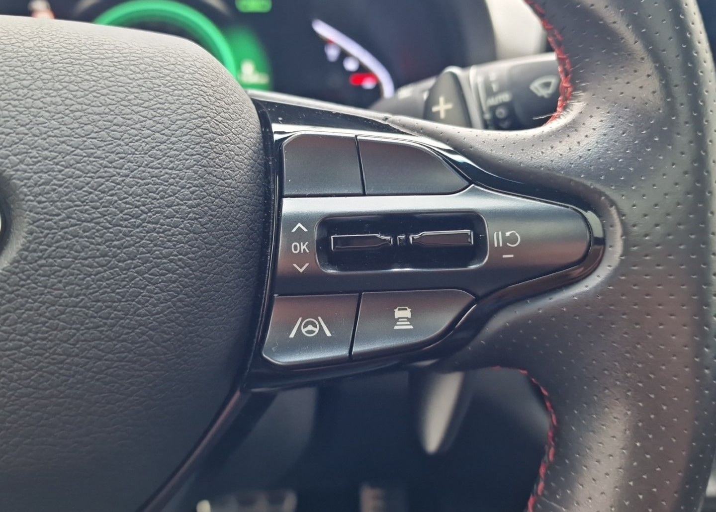 Hyundai i30 N-LINE 1.5 T-GDi (48V) *PANO*LED*CAM*CARPLAY foto 17