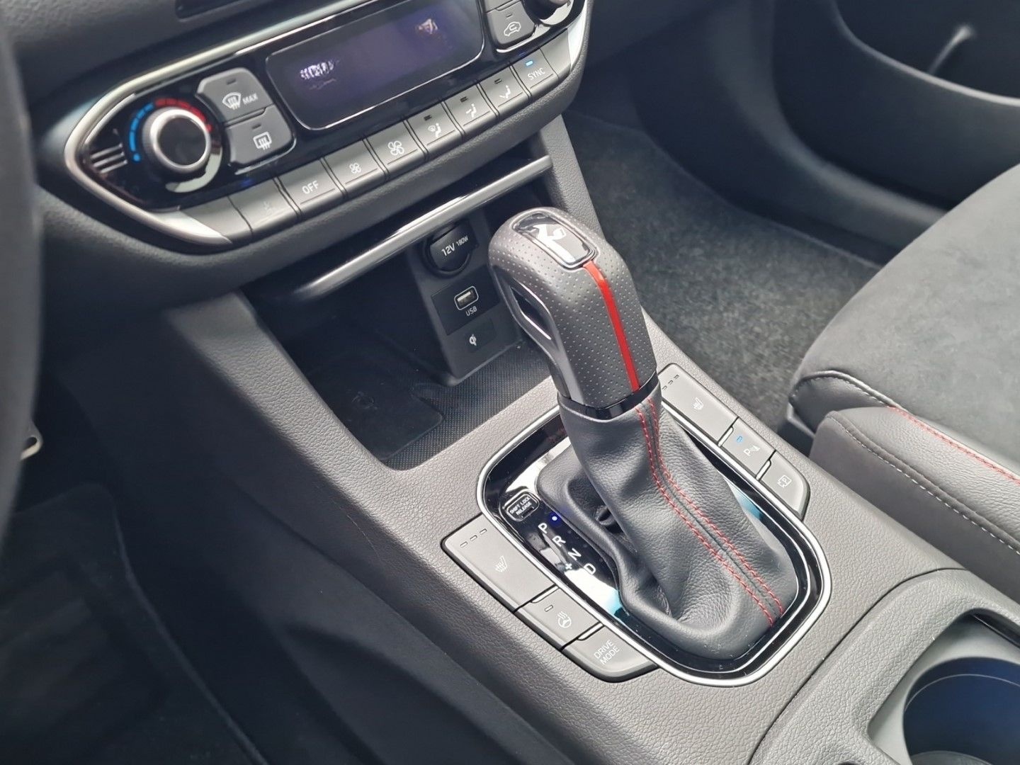 Hyundai i30 N-LINE 1.5 T-GDi (48V) *PANO*LED*CAM*CARPLAY foto 18