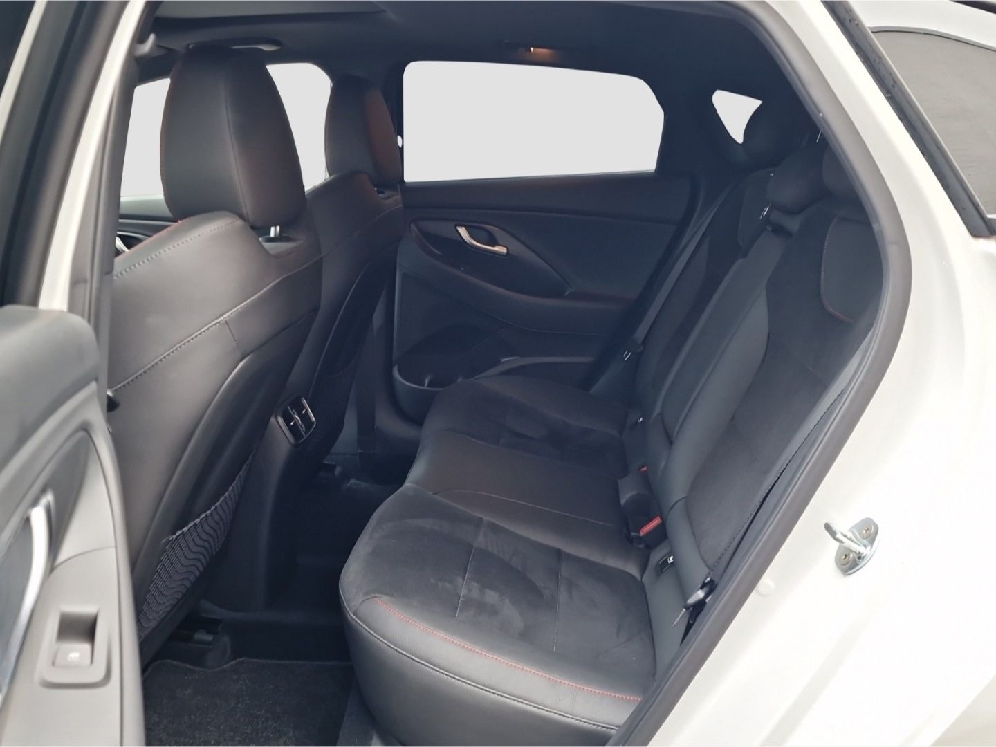 Hyundai i30 N-LINE 1.5 T-GDi (48V) *PANO*LED*CAM*CARPLAY foto 8