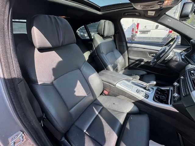 BMW 550i*M-Paket*Leder*Navi*Bi-Xenon*Kamera* foto 16