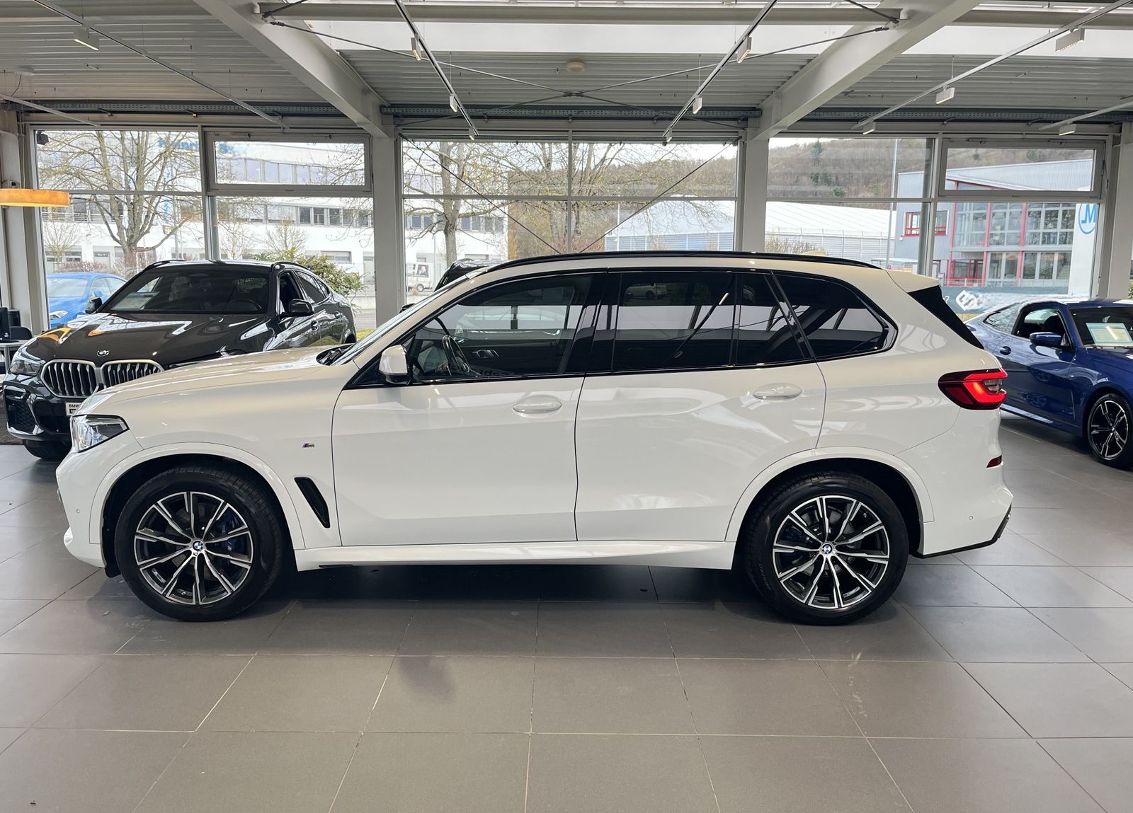 BMW X5 xDrive25d M Sportpaket AHK/Standhzg./20"/HuD/ foto 4