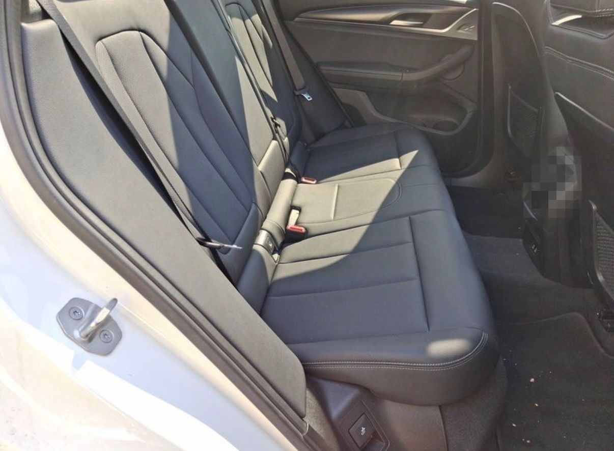 BMW 20i xDrive M Sportpaket ShadowLine PANO AHK StHz foto 4