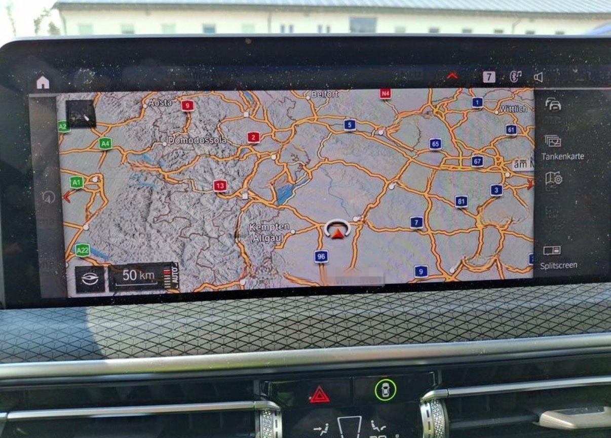 BMW 20i xDrive M Sportpaket ShadowLine PANO AHK StHz foto 8