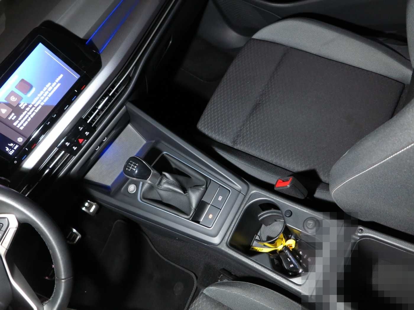Volkswagen Golf VIII 1.5 TSI OPF Life Navi Stdhzg ACC DAB foto 19
