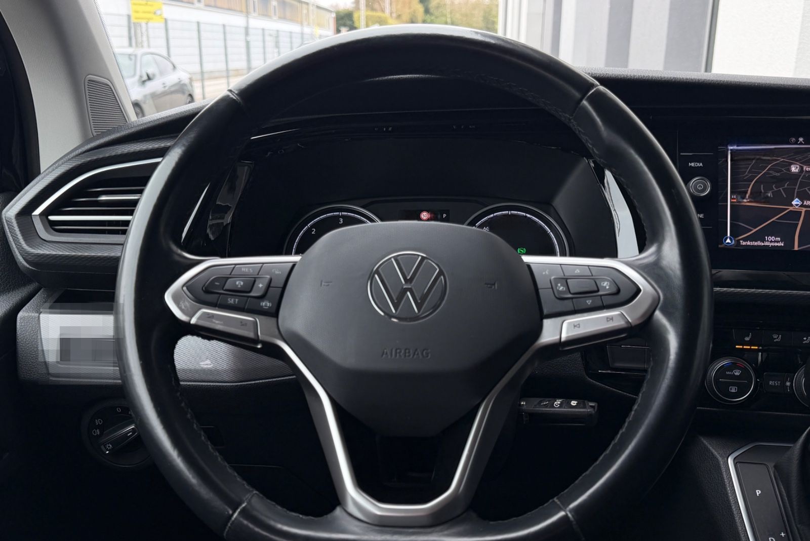 Volkswagen T6 MULTIVAN 4M DSG*GENERATION SIX*ACC*KAM*LEDER* foto 17