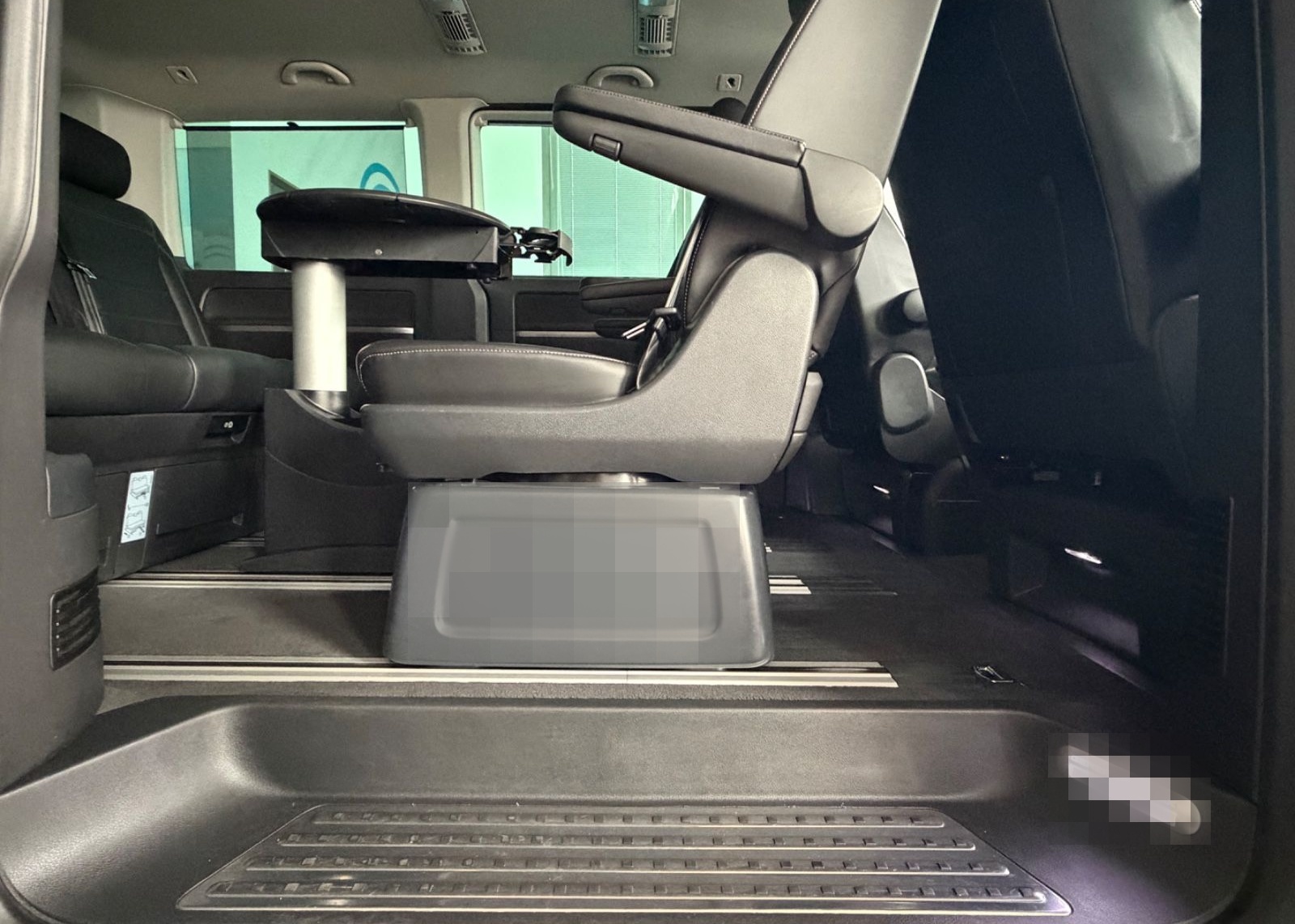 Volkswagen T6 MULTIVAN 4M DSG*GENERATION SIX*ACC*KAM*LEDER* foto 19