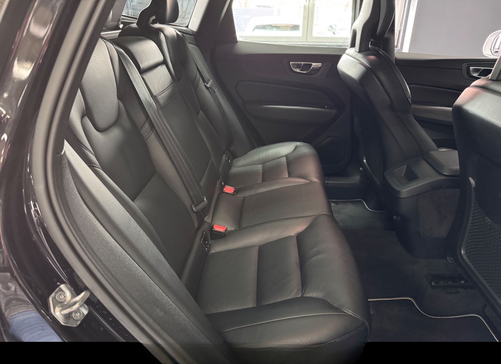 Volvo XC 60 XC60 R Design AWD Panoramadach foto 17