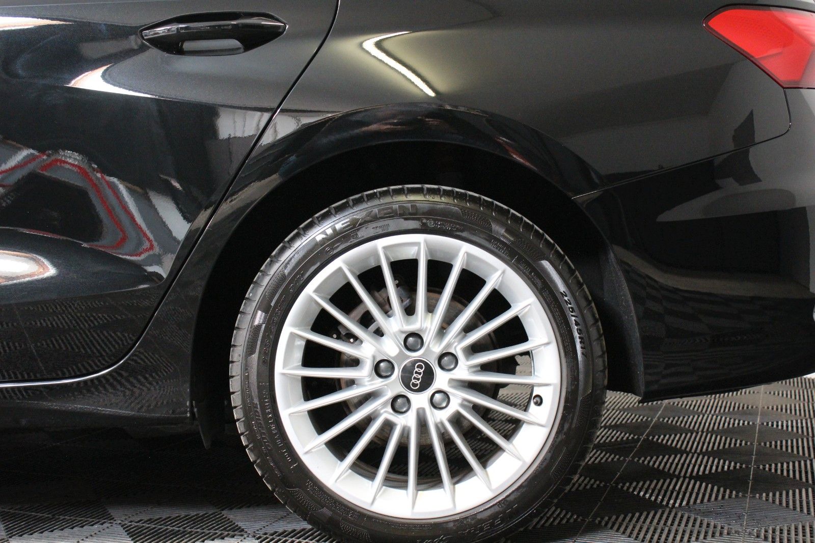 Audi A3 Limousine 30 TFSI*Advanced*S-tronic*LED*Navi* foto 4