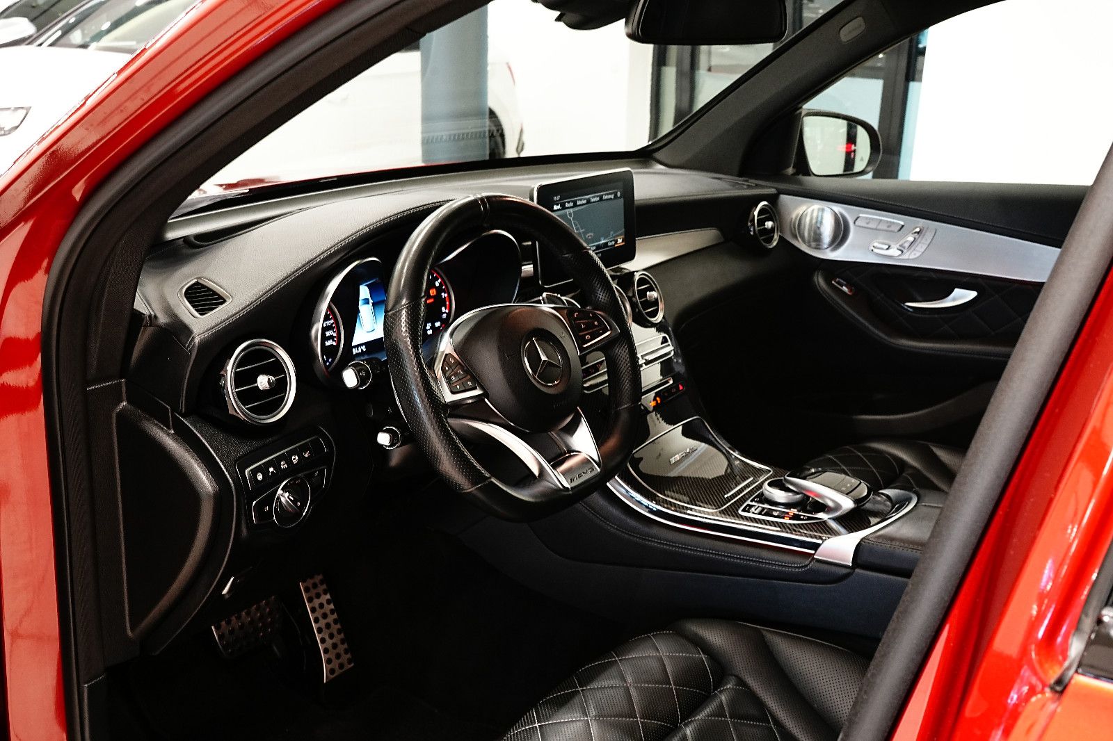 Mercedes-Benz GLC 63 S AMG|HUD|NIGHT|KERAMIK|360°|LUFT|BURMES| foto 4