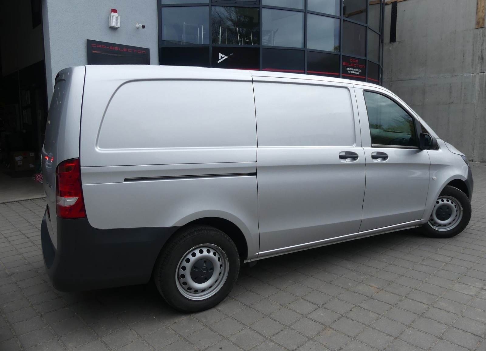 Mercedes-Benz Vito Kasten 110 CDI FWD lang WÜRTH/SCHRÄNKE/KAM foto 2