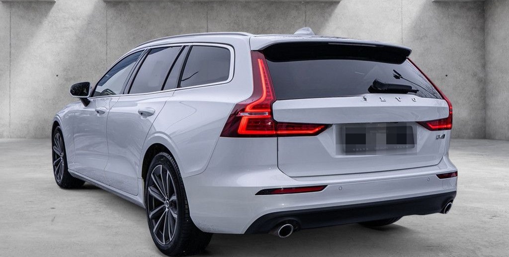Volvo V60 D4 AWD Momentum Pro NAVI KAM HK BLIS foto 3