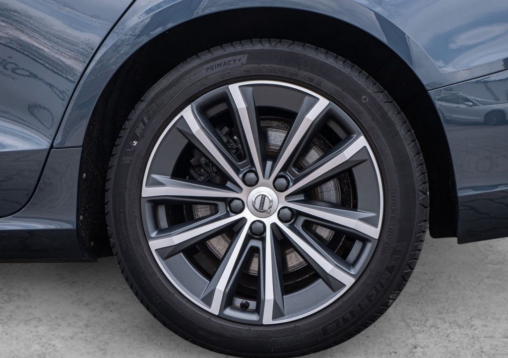 Volvo V60 B5 Momentum Pro ACC+SHZ+BLIS foto 4