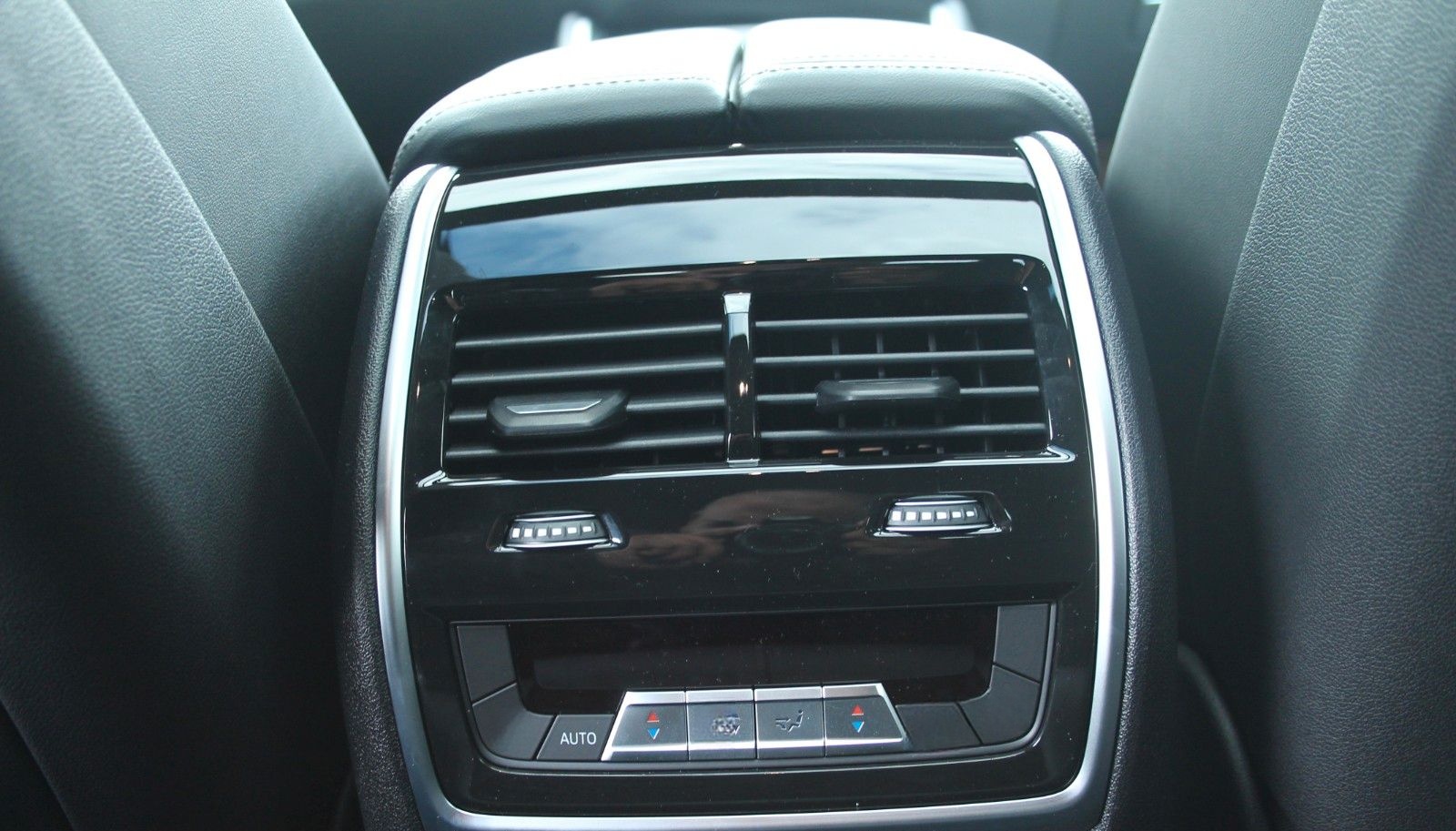 BMW X6 30 d xDrive/ M Sport Pro /22"/ UPE: 122.200€ foto 15