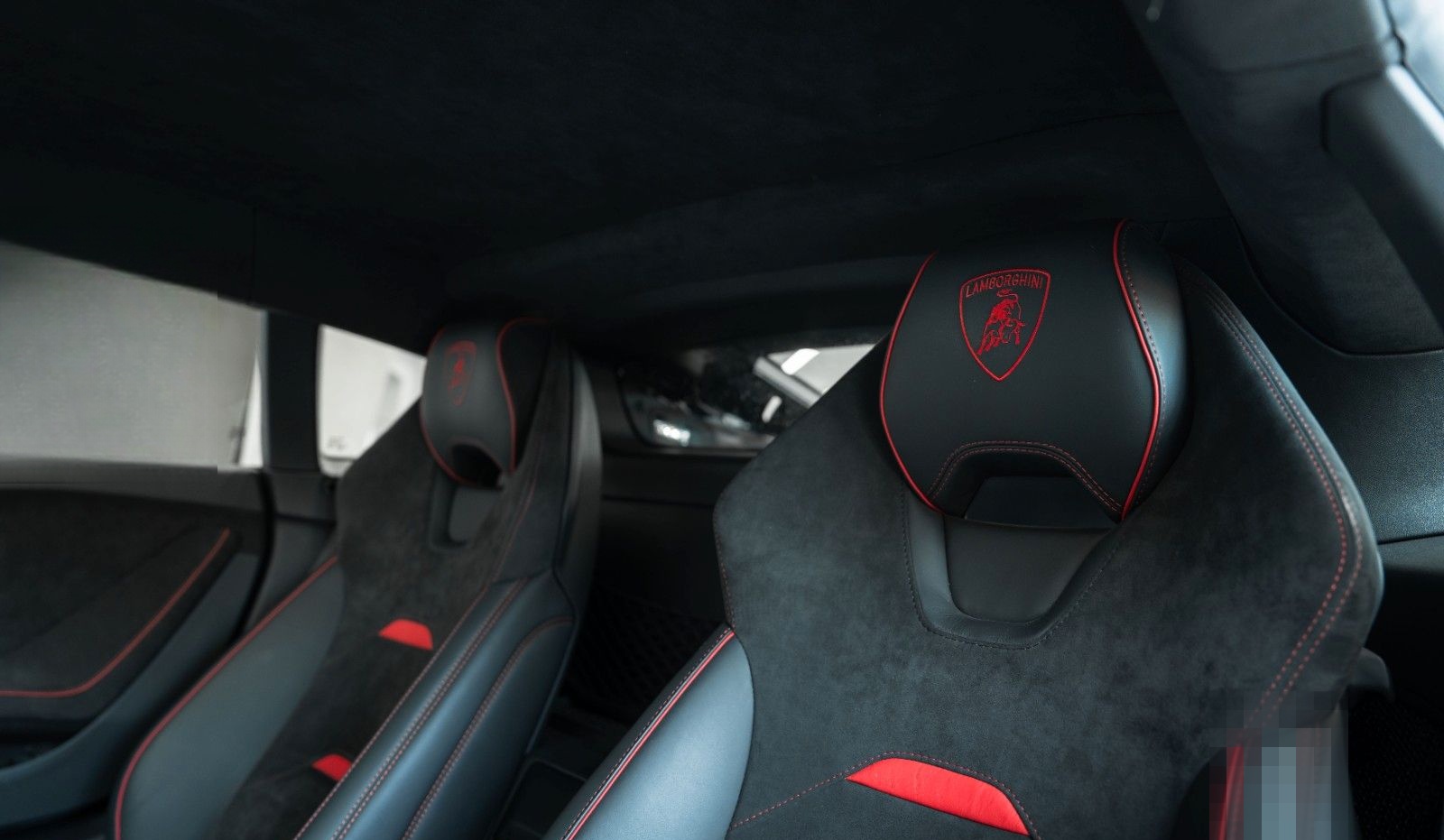 Lamborghini Huracán EVO Coupé foto 13