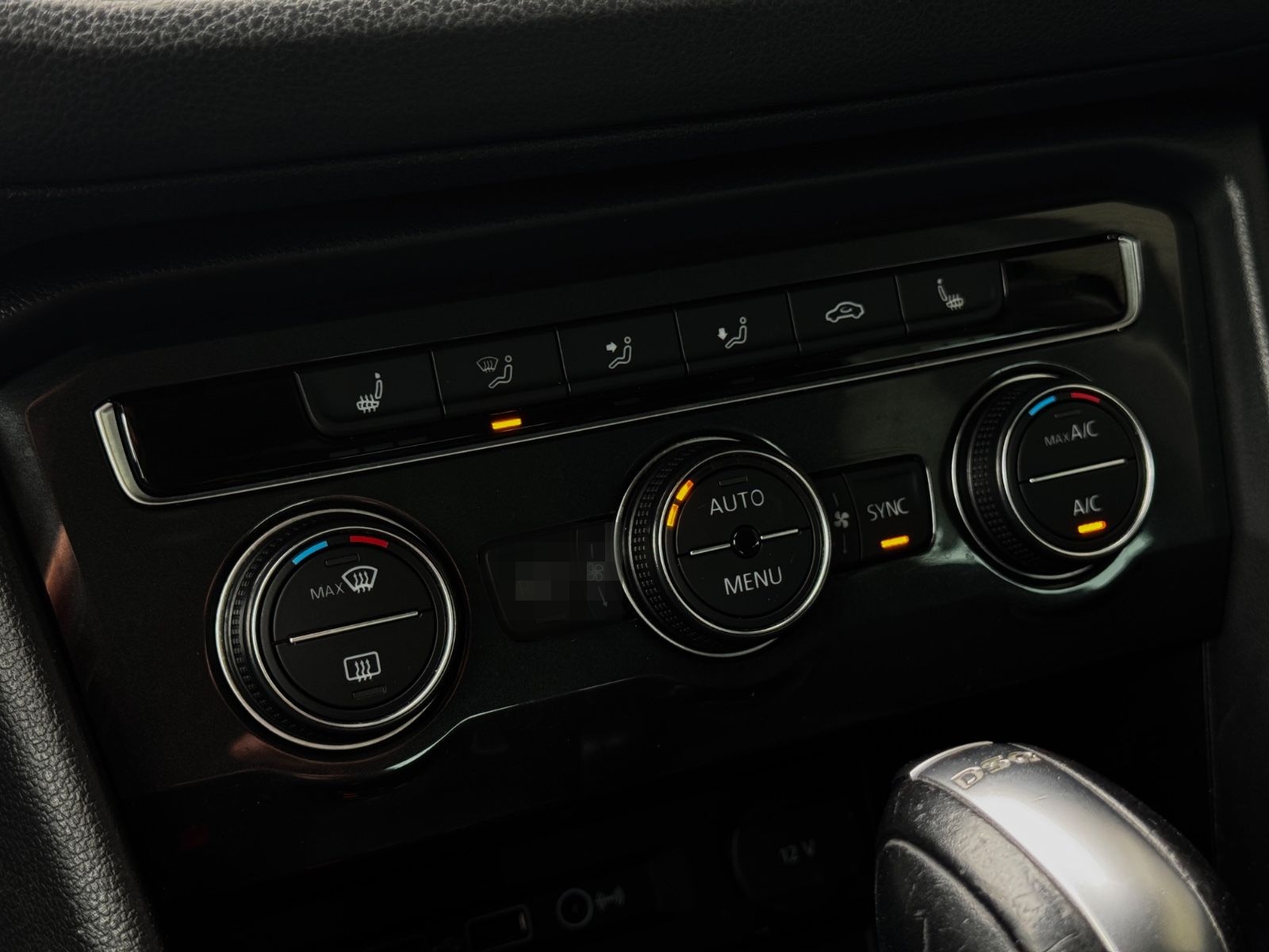 Volkswagen Tiguan R-Line Highline 4MOTION/ACC/AIR CARE/NAVI foto 24