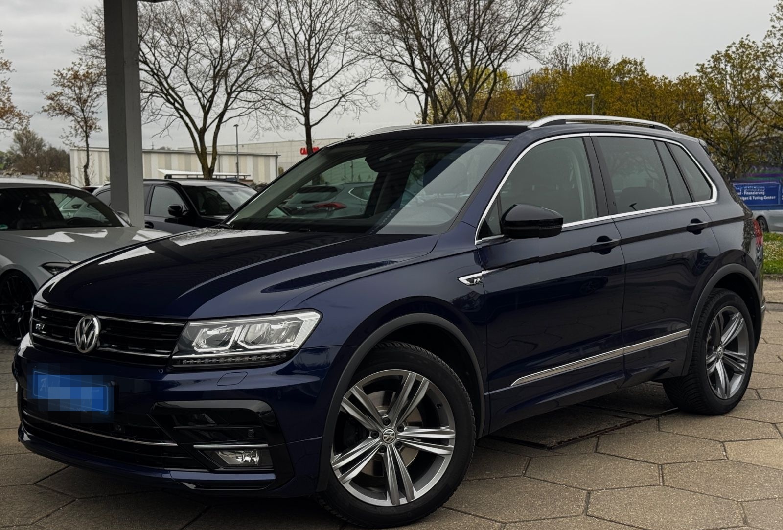 Volkswagen Tiguan R-Line Highline 4MOTION/ACC/AIR CARE/NAVI foto 5