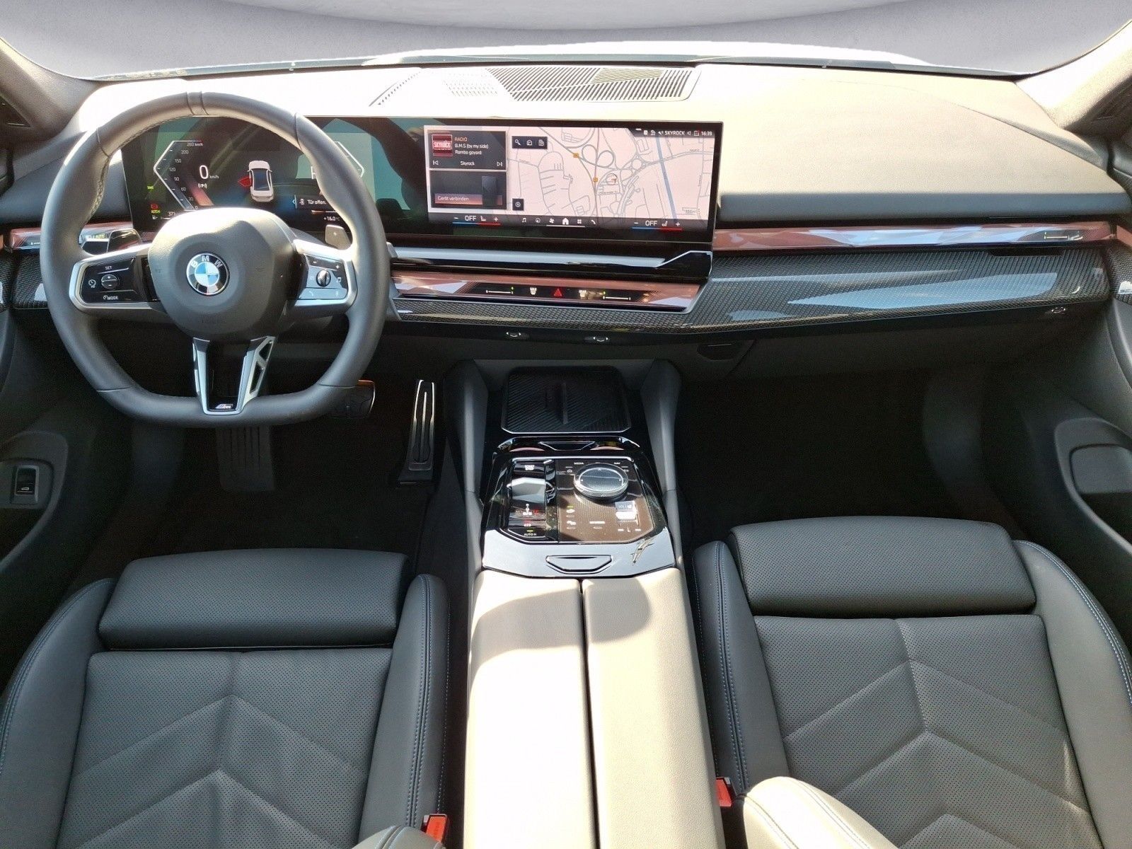BMW 520d xDrive M SPORT Harman Kardon Adaptiv LED Dr foto 11