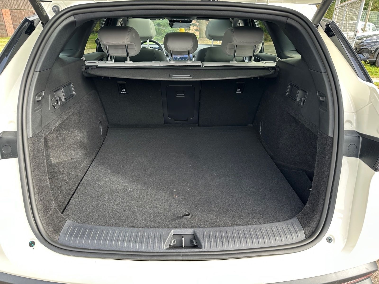 BYD Seal 6 DM-i Touring Comfort Lite PANO SITZHZ V2L foto 12