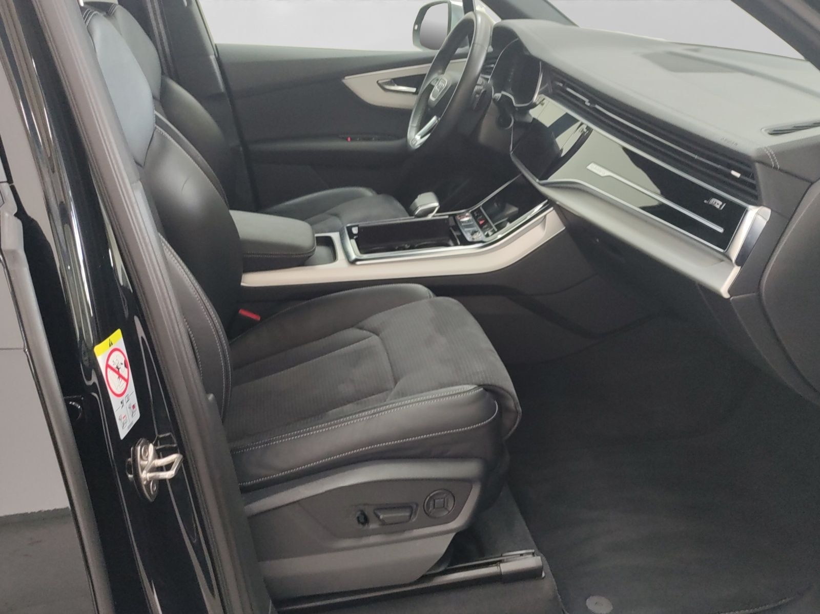Audi SQ7 4.0 TFSI Q ST.HEIZ KAMERA OPS+ LM22 foto 4