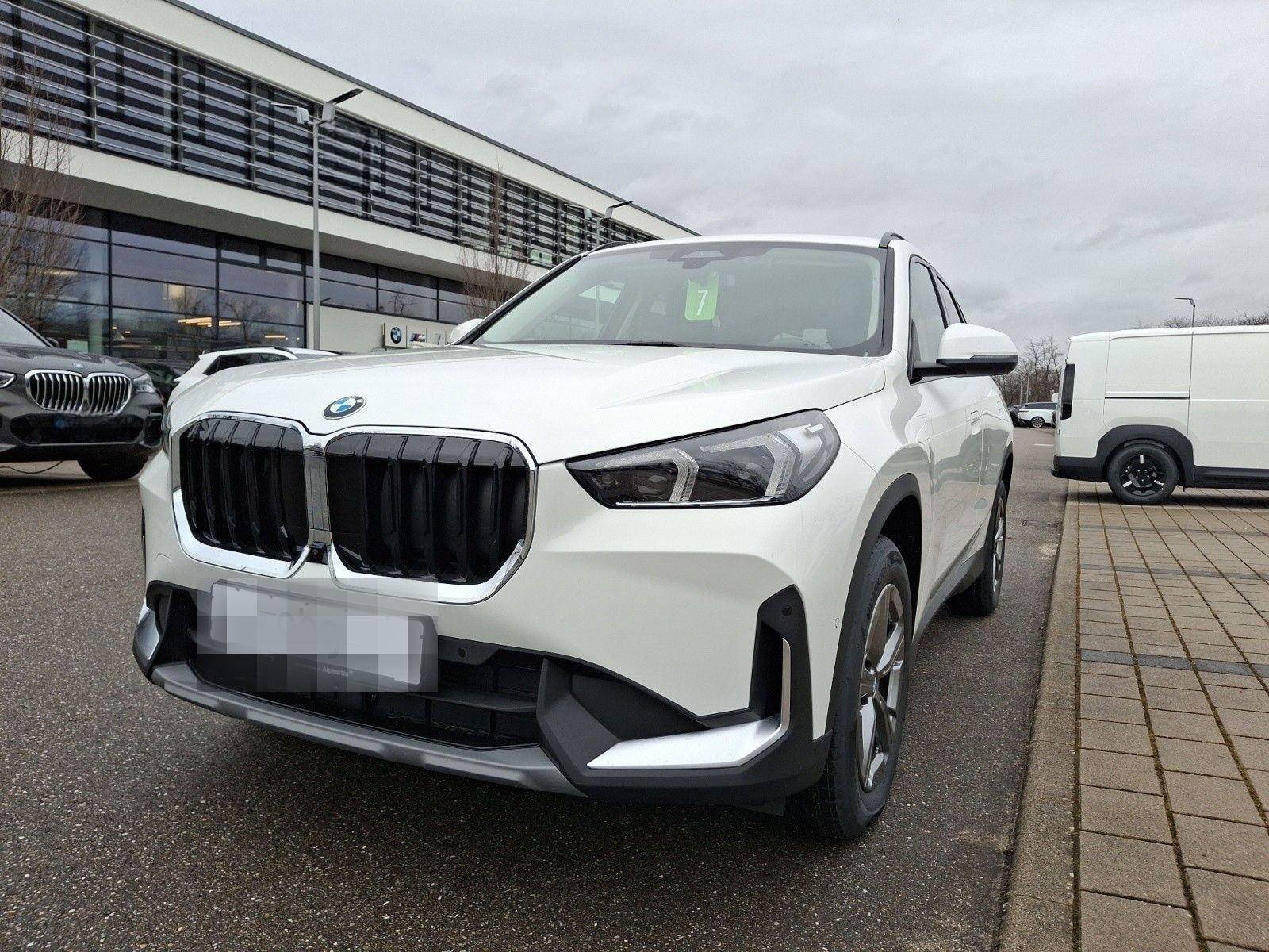 BMW X1 sDrive18i AHK Comfortpaket Innovationspaket foto 13