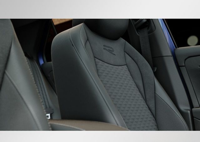 Volkswagen T-Roc  1.5  eTSI R-Line BlackStyle IQ.Light IQ.D foto 11