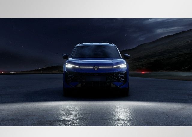 Volkswagen T-Roc  1.5  eTSI R-Line BlackStyle IQ.Light IQ.D foto 16