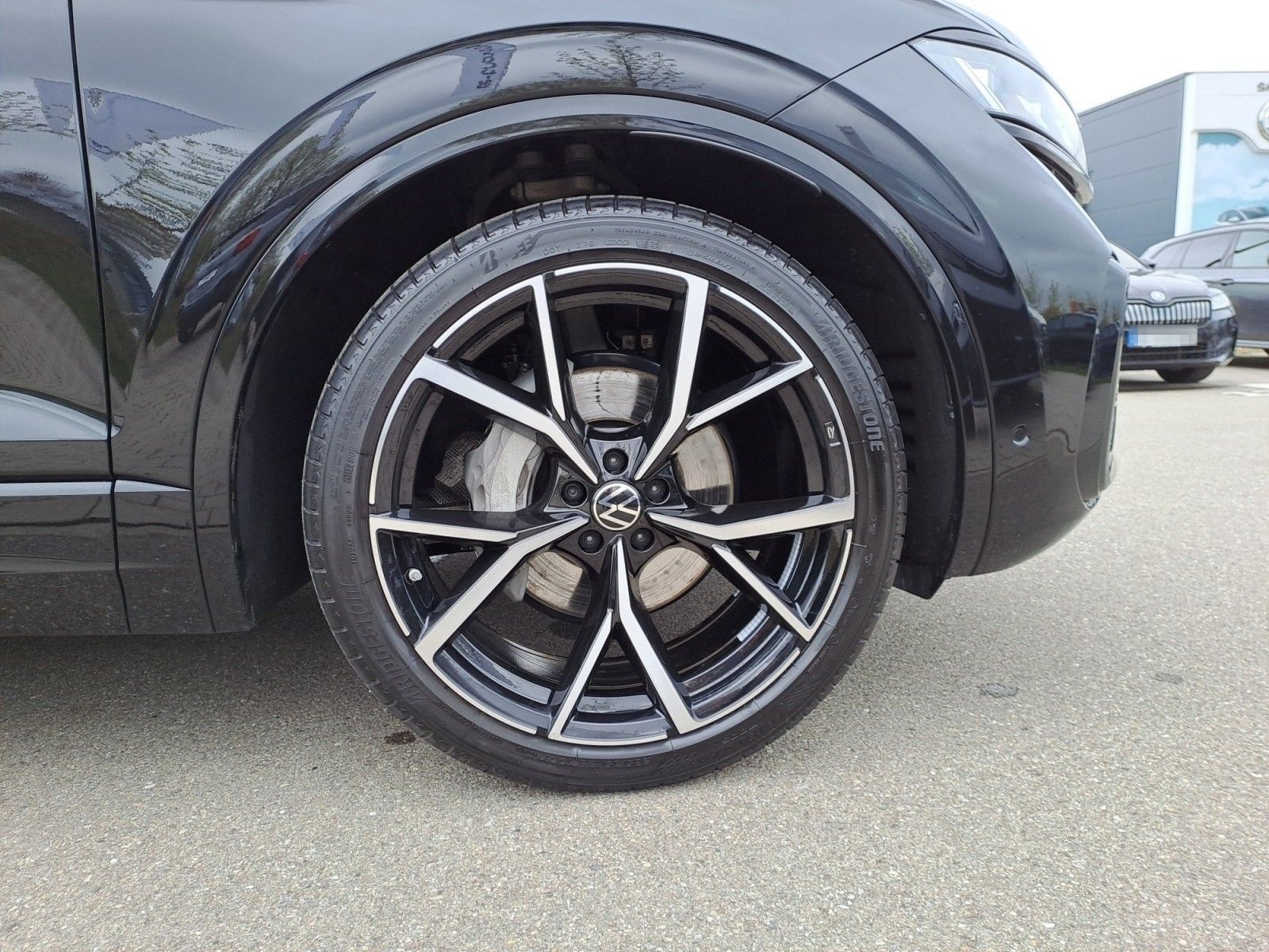Volkswagen Touareg 3.0 V6 TDI SCR 4Motion Aut. R-Line foto 12