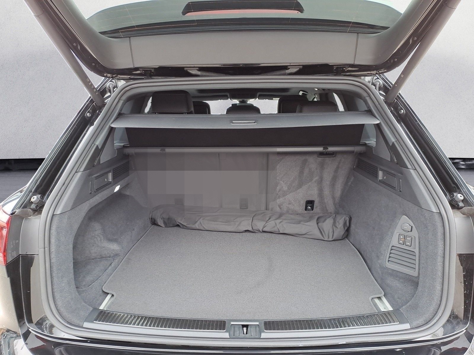 Volkswagen Touareg 3.0 V6 TDI SCR 4Motion Aut. R-Line foto 15