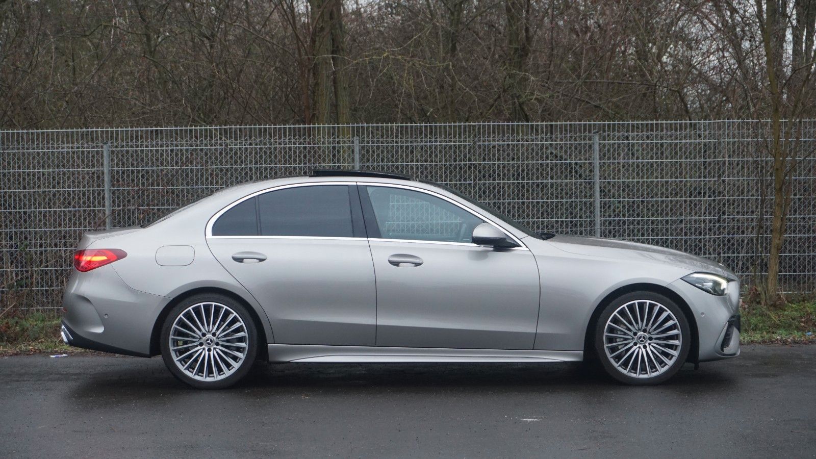 Mercedes-Benz C 200 AMG LED/Pano/SpurAs/Cam/TWA/Ambiente/Navi+ foto 7