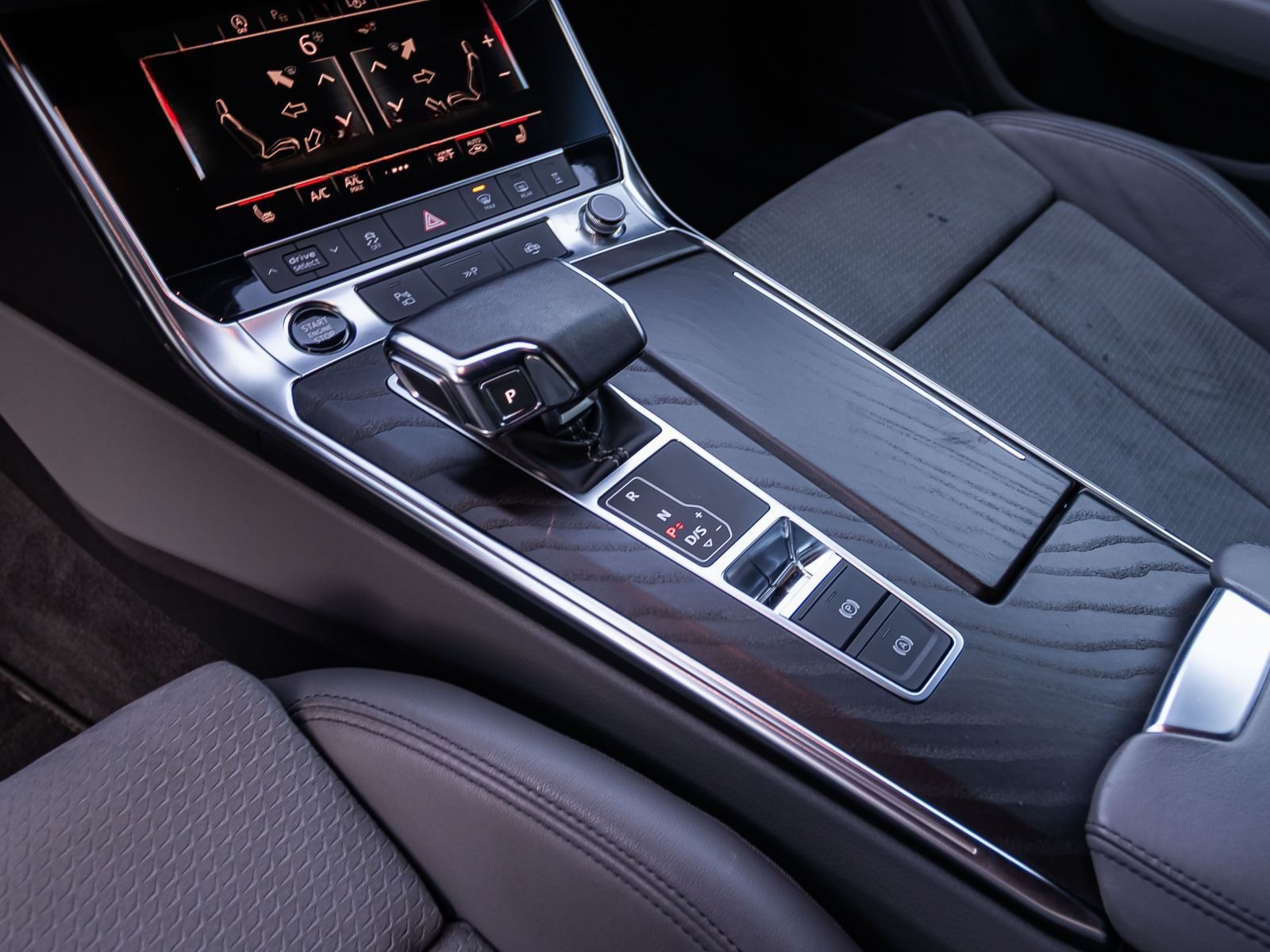 Audi A6 Avant S line 45TFSI qu Standhzg Panoama Matri foto 13