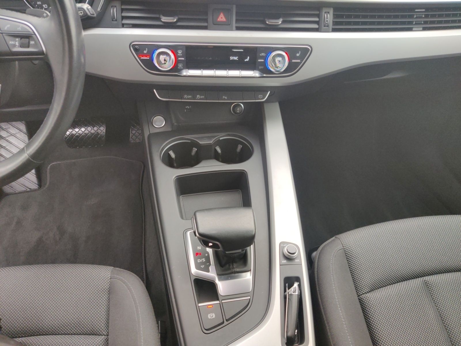 Audi A4 Avant 35 TDI S-Tronic advanced, LED, Tour, ph foto 11
