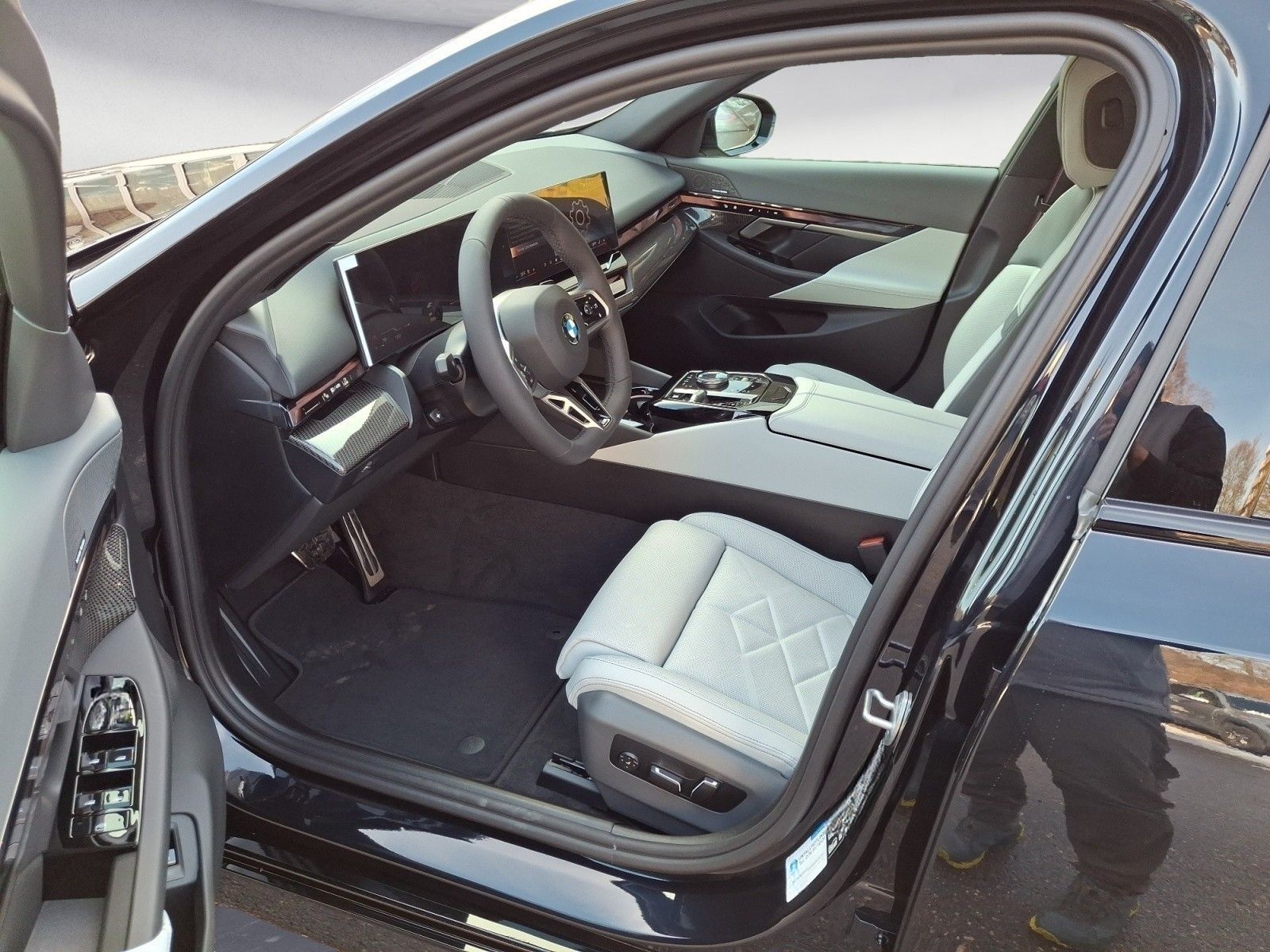BMW 540d xDrive Limousine MSportPro Innovationspaket foto 8