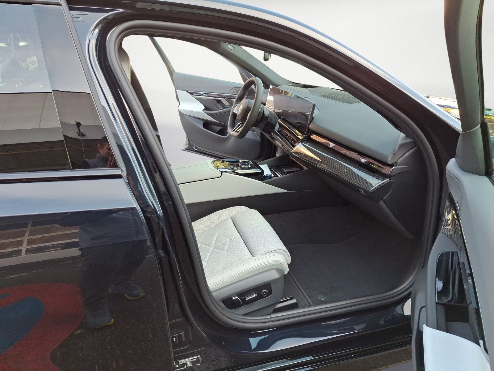 BMW 540d xDrive Limousine MSportPro Innovationspaket foto 10