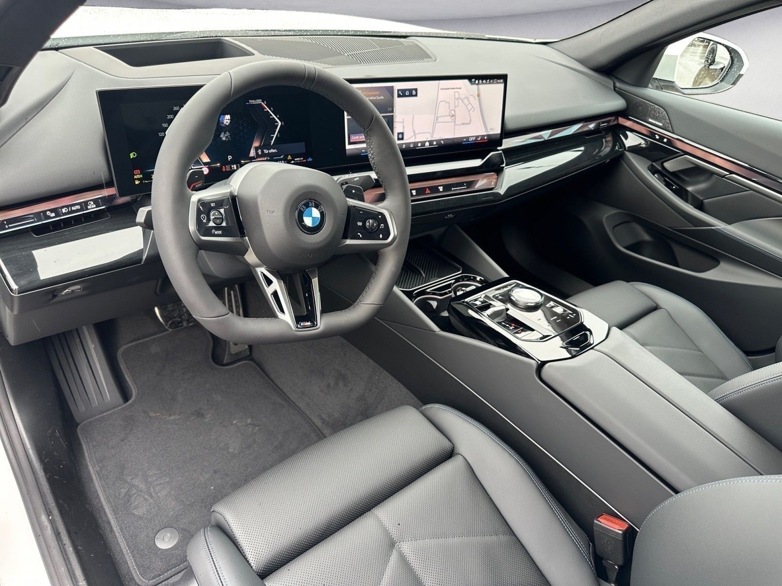 BMW 520d xDrive Limousine AHK M-Sport M-SportPro foto 8
