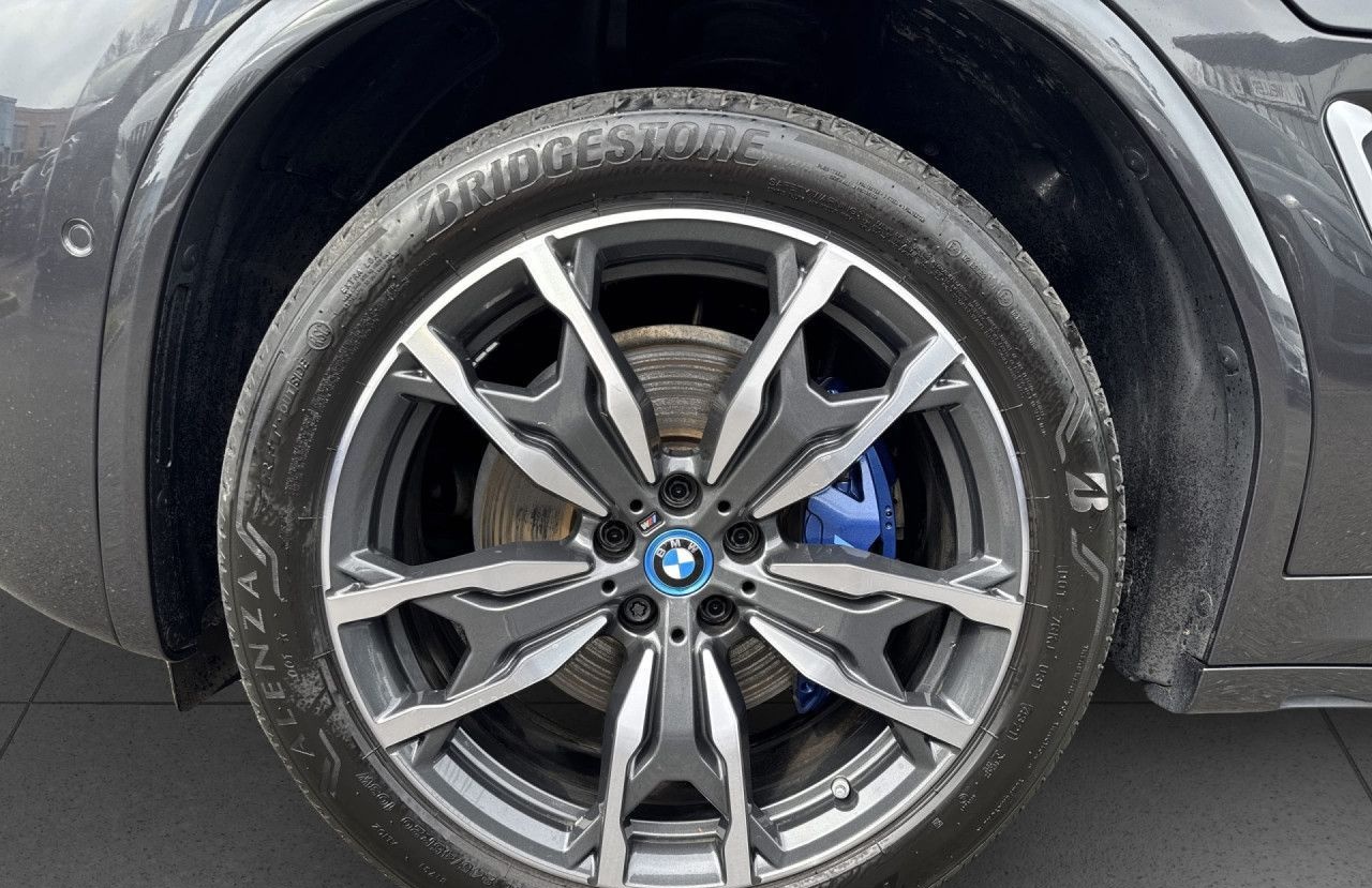 BMW X3 xDrive30e M Sport AHK Pano 360° HUD H/K MEM foto 17