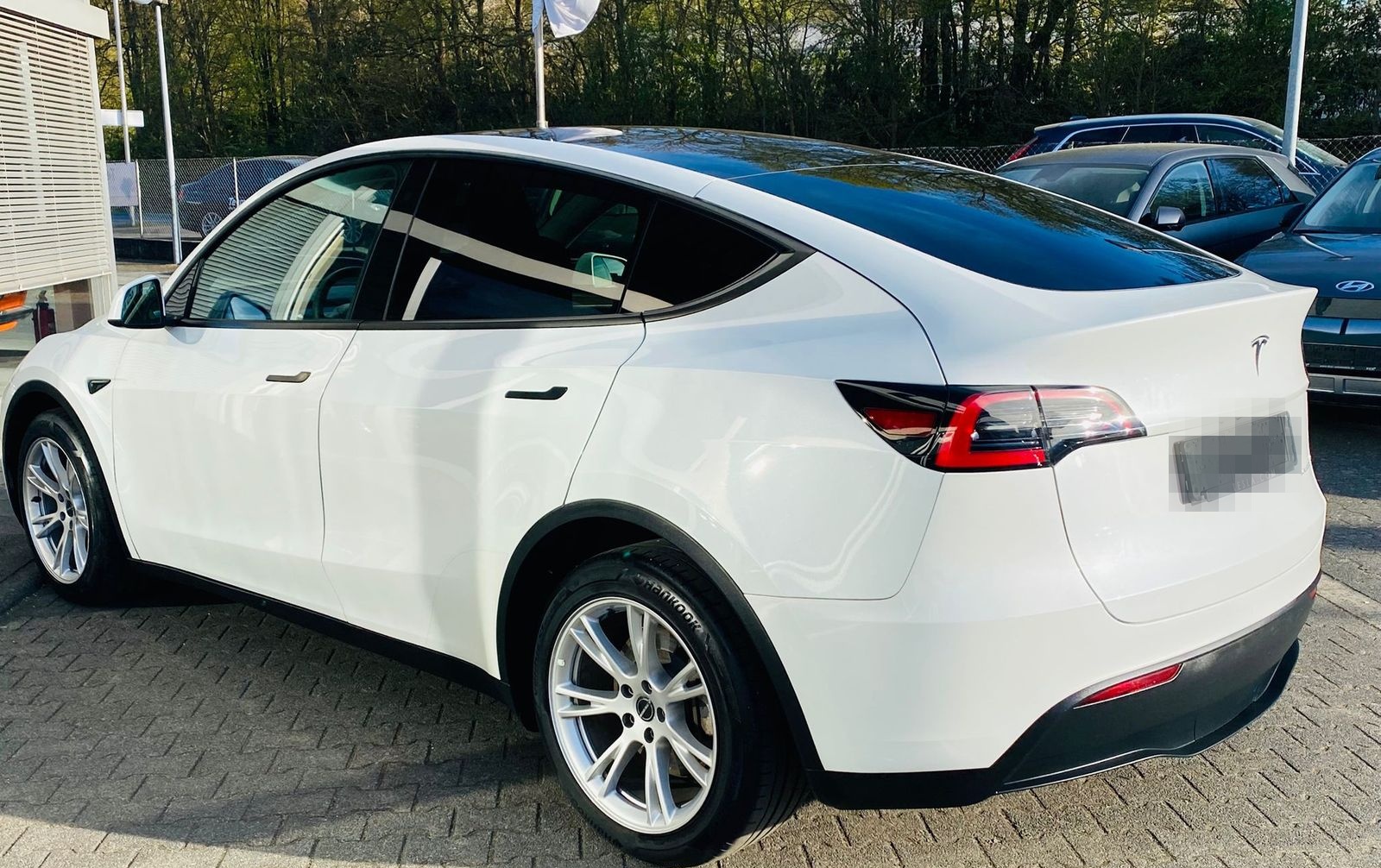 Tesla Model Y LR Dual AWD PANO+STDHZ+NAVI+LED+ACC+AHK+ foto 6