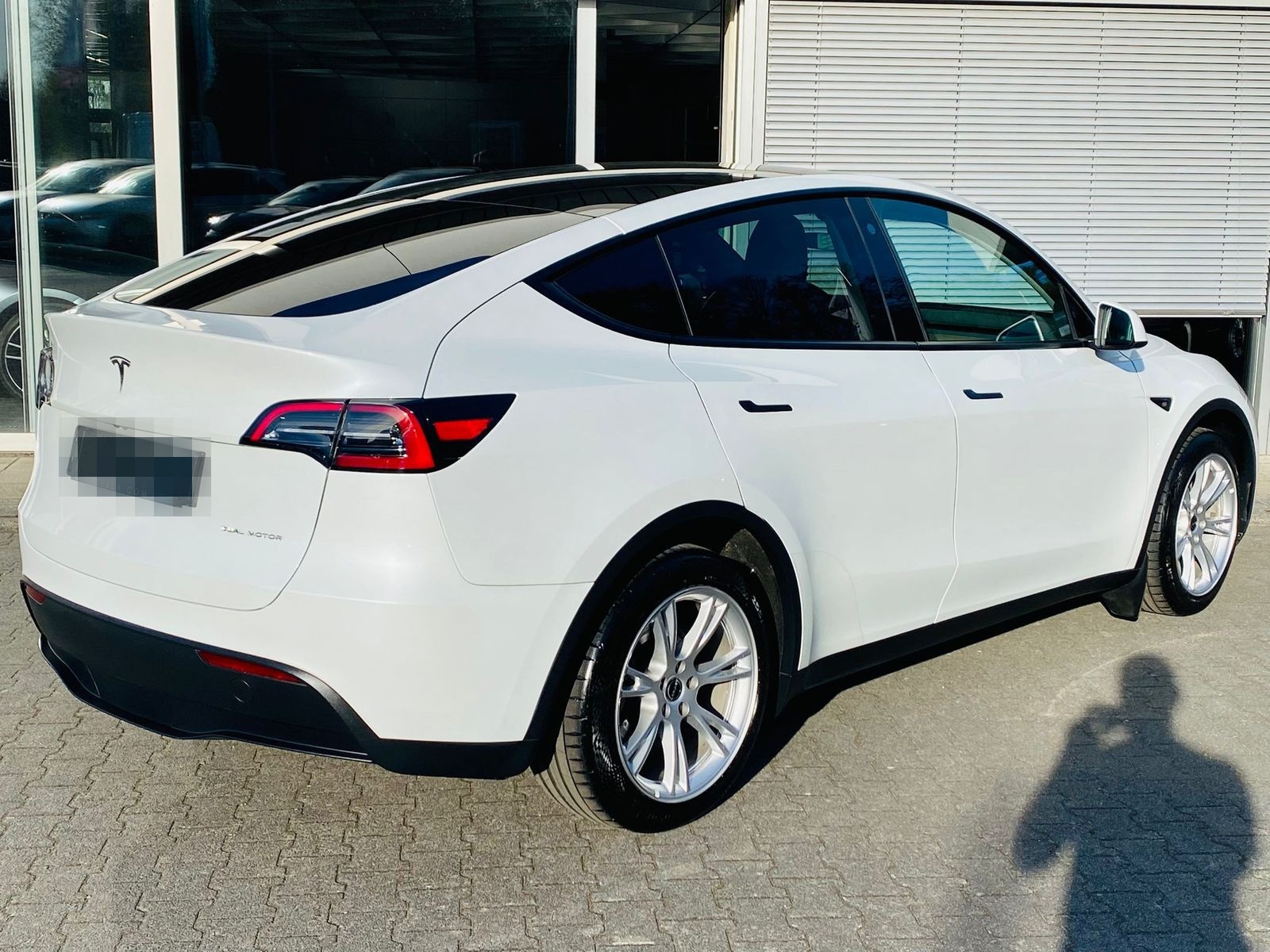 Tesla Model Y LR Dual AWD PANO+STDHZ+NAVI+LED+ACC+AHK+ foto 8